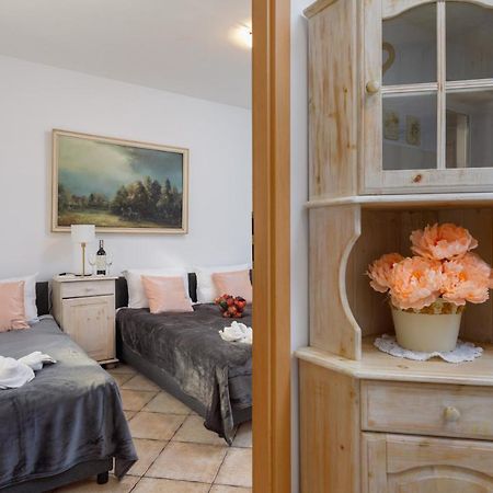 Apartment With Veranda Torunska Pobierowo By Noclegi Renters エクステリア 写真